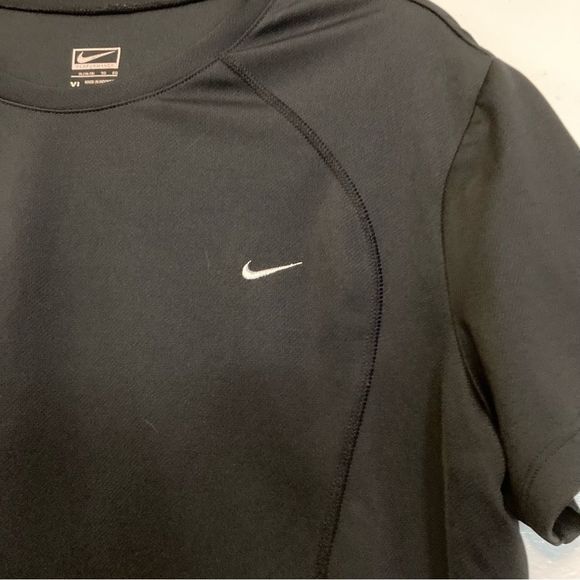 NIKE Performance Black Short Sleeve Crew Neck Tee Youth Large 16 18 - Picture 11 of 13
